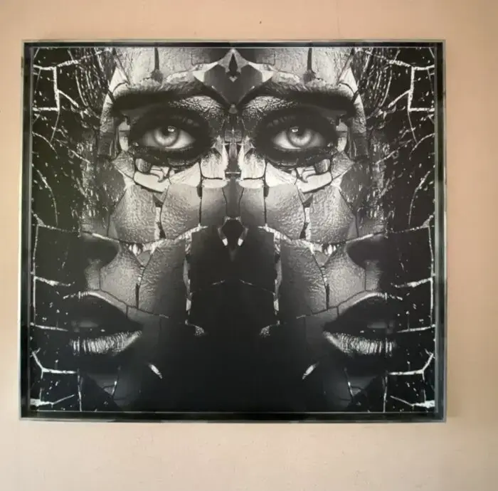 Broken Face – Bild 3